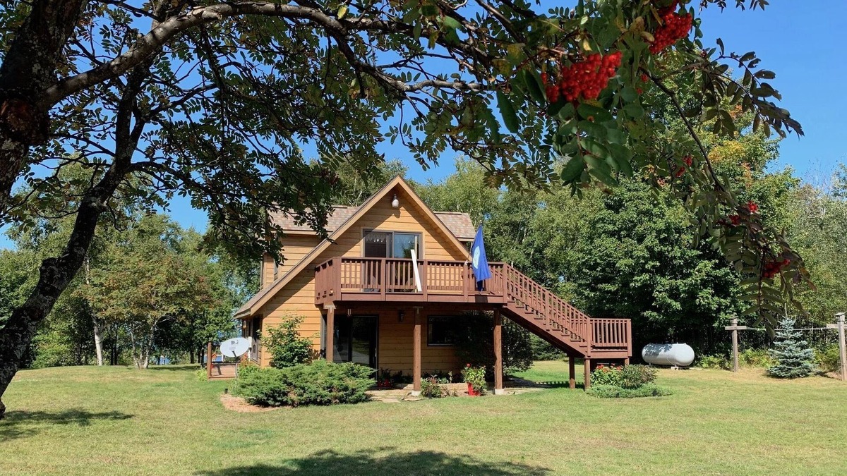 Grand Marais House | Perfect Grand Marais Get-Away! Pictured Rocks, snowmobile trails, beaches, etc