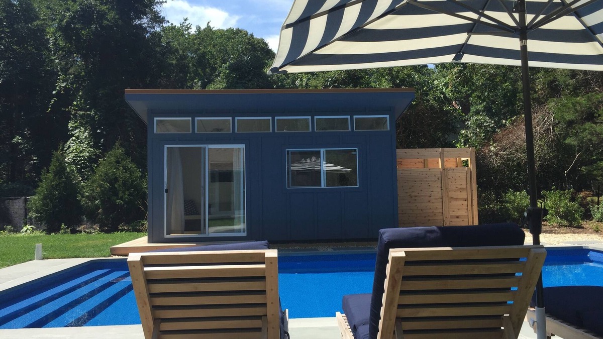 Clearwater Beach House | Perfect Hamptons Beach Retreat Saltwater Pool - Walk to Private Beach