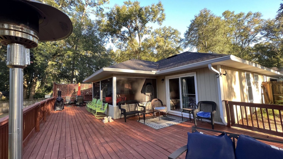 High Springs House | Perfect HAVEN paradise! Location, fenced, handicapped,Kayaks,Pets, Dive and kids