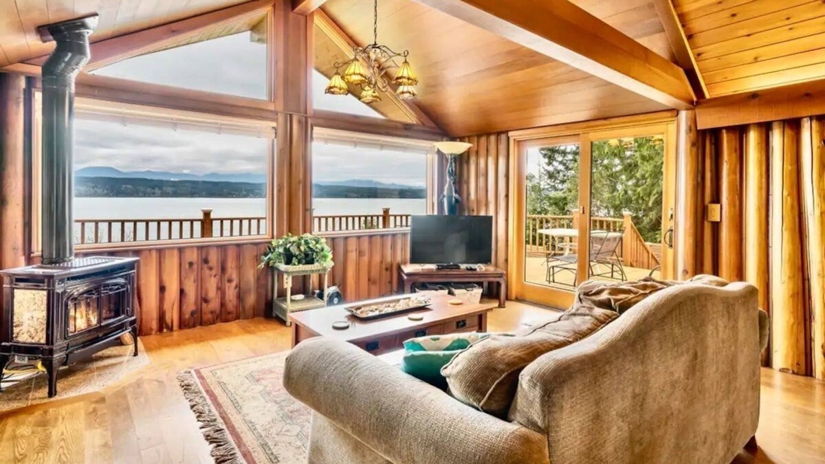 Poulsbo Cabin | Perfect Kitsap Peninsula Private Waterfront Cabin!