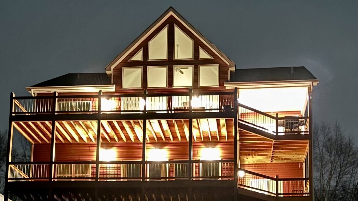 Somerset House | Perfect Lake House on Lake Cumberland