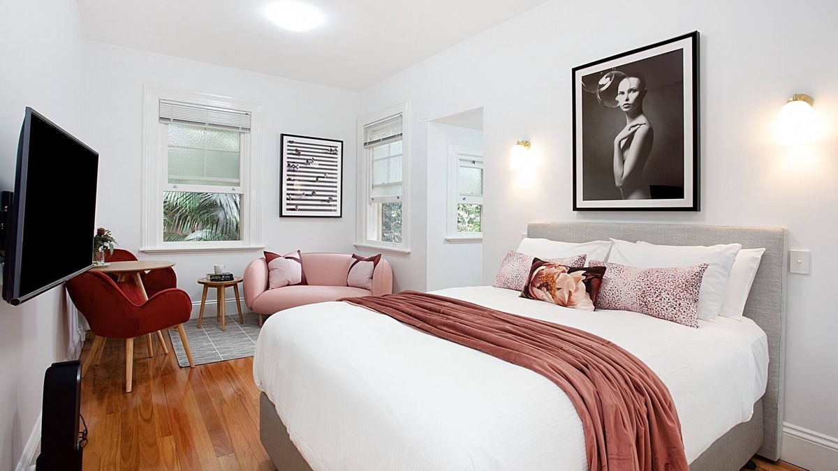 Lewisham Apartment | Perfect Located Cosy Studio in Sydney