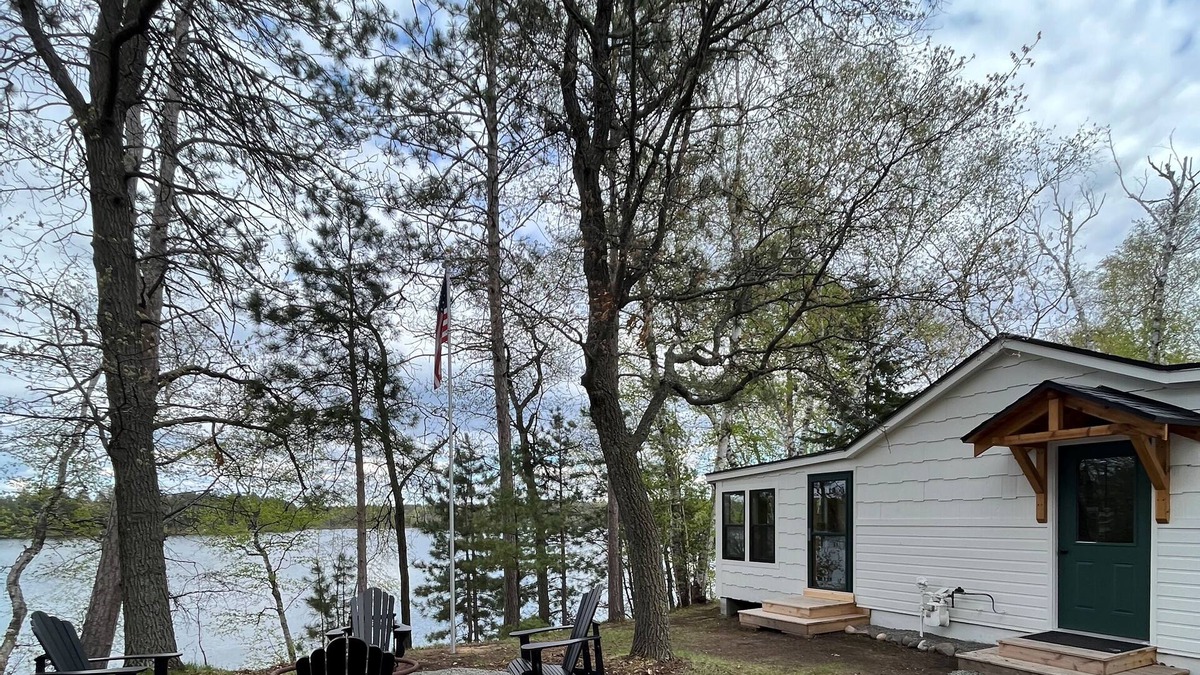 Pequot Lakes Cabin | PERFECT LOCATION - between Nisswa & Pequot right off PB Trail