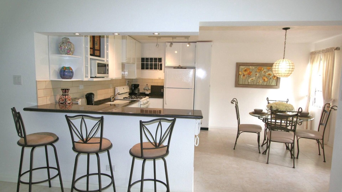 Hastings Apartment | Perfect location!