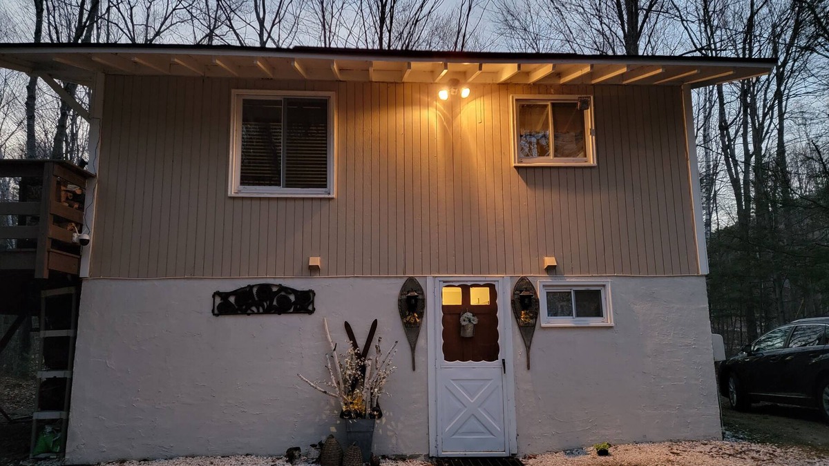 Intervale Ski Chalet | Perfect location, close to all amenities but away from the crowds! Come enjoy!