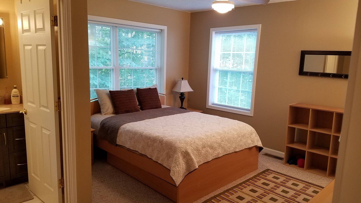 Petoskey Condo | PERFECT Location for SKI RESORTS, BIKING, HIKING and MORE
