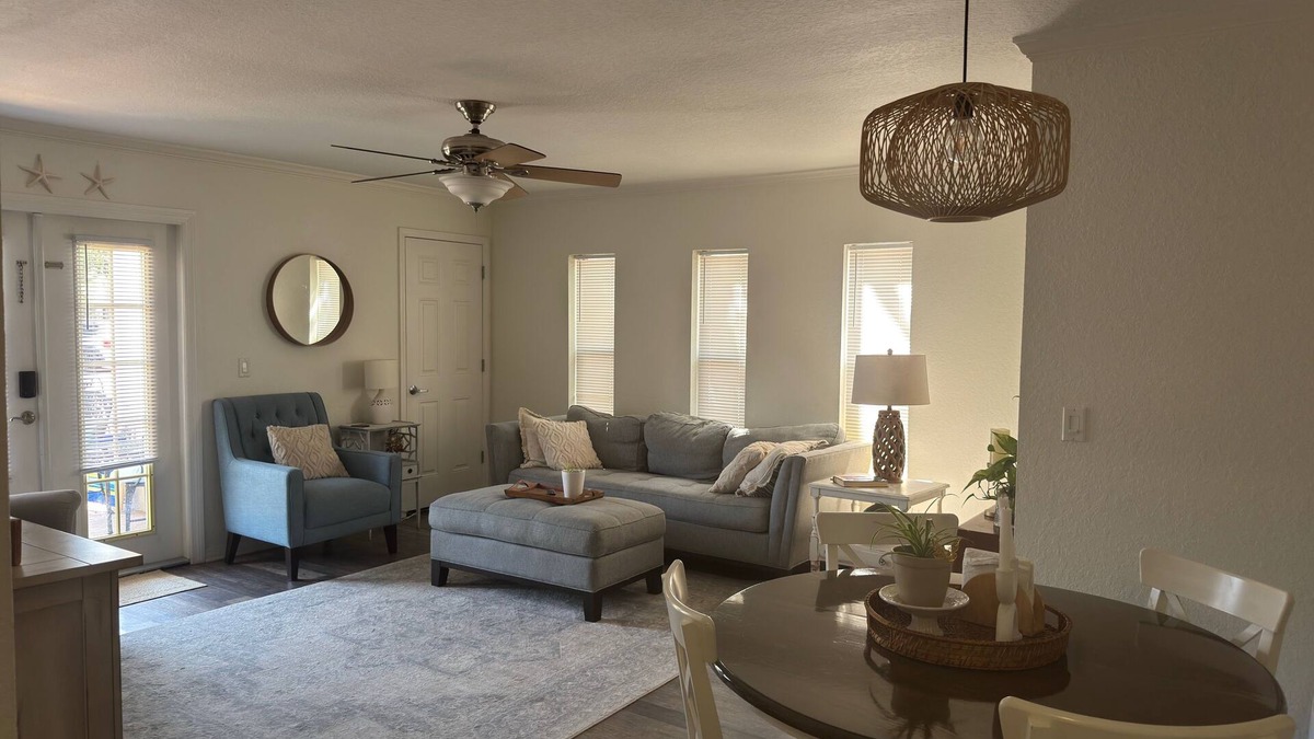 Dunedin Condo | Perfect Location, walk to Downtown Dunedin!