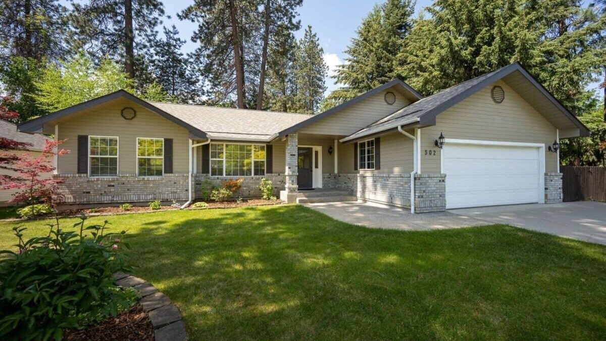 Post Falls House | Perfect Post Falls home with Beach Access