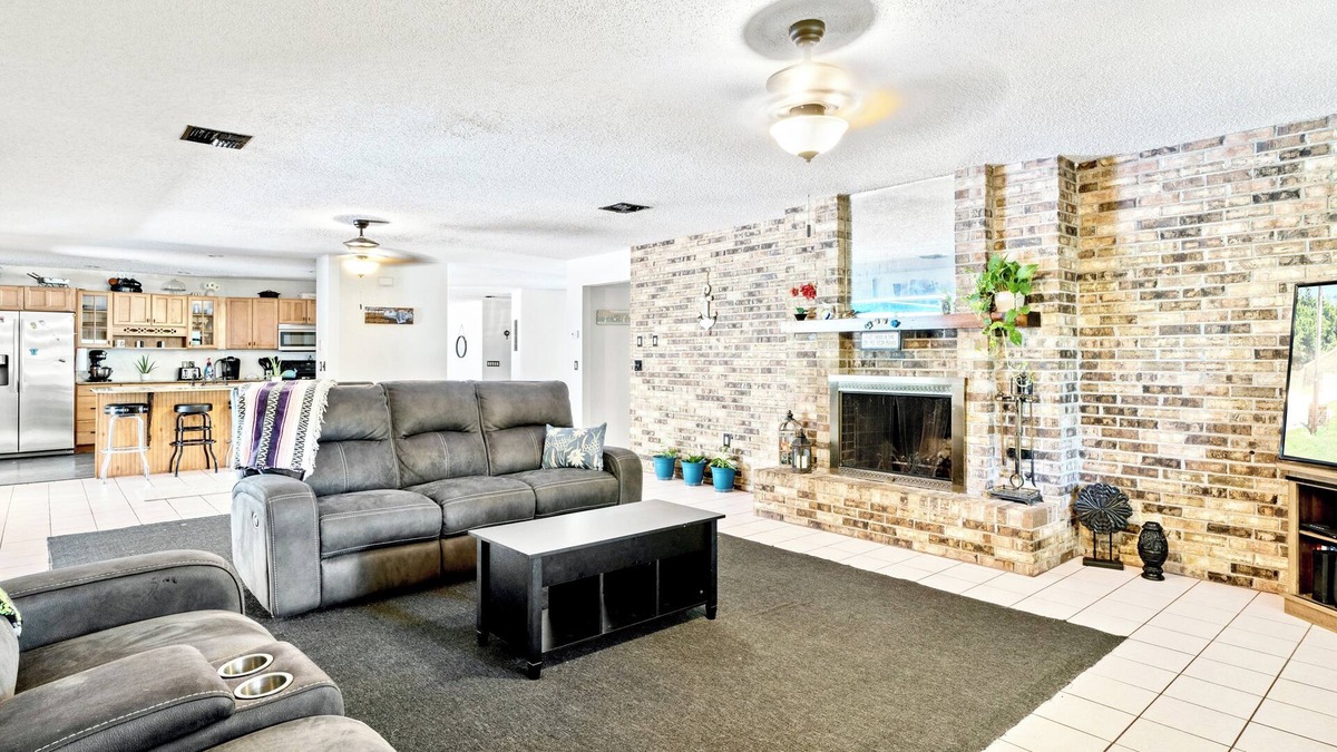 Crystal River House | Perfect Private Crystal River Retreat with a Pool!