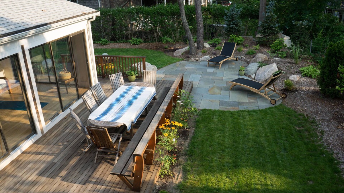 Woods Hole House | Perfect Spot For The Beach And Restaurants In Woods Hole