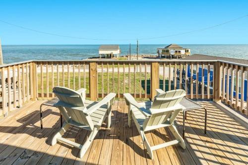 San Luis House | Perfect Spot in Treasure Island-Right by Beach