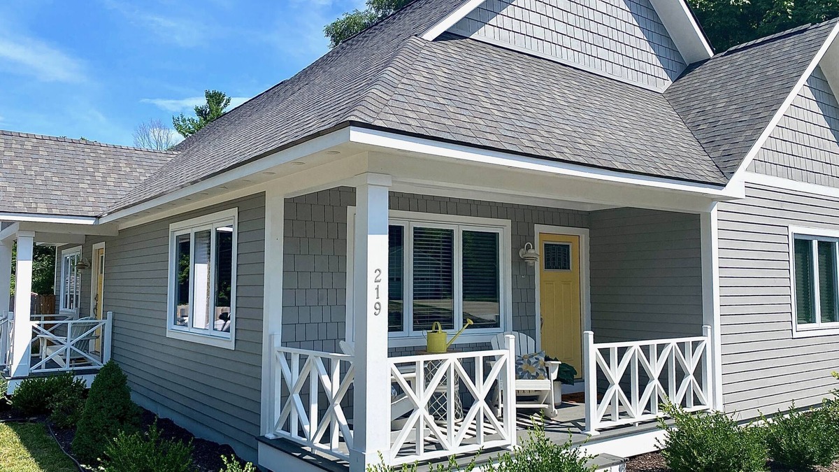 Boyne City House | Perfect up north getaway! Walk to Beach, Downtown & Trails!
