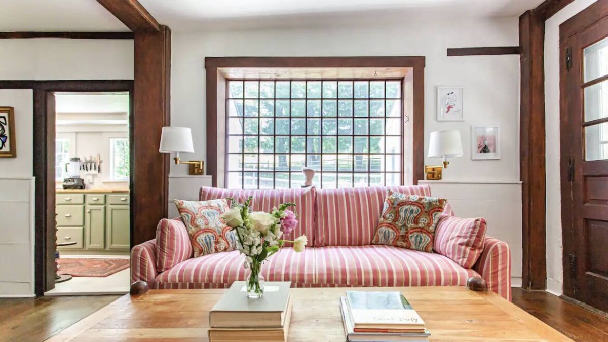 Sherman House | Perfection in Litchfield County, Cozy 5 Bedroom with Pool. Close to everything