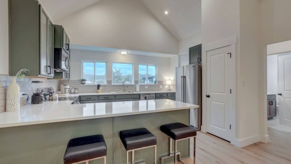 Jonestown House | Perfectly Charming 2 bd 2bth home, newly remodeled!
