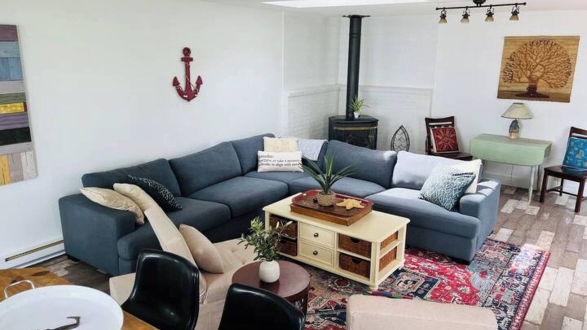 Plattsburgh House | Perfectly Found on the lake