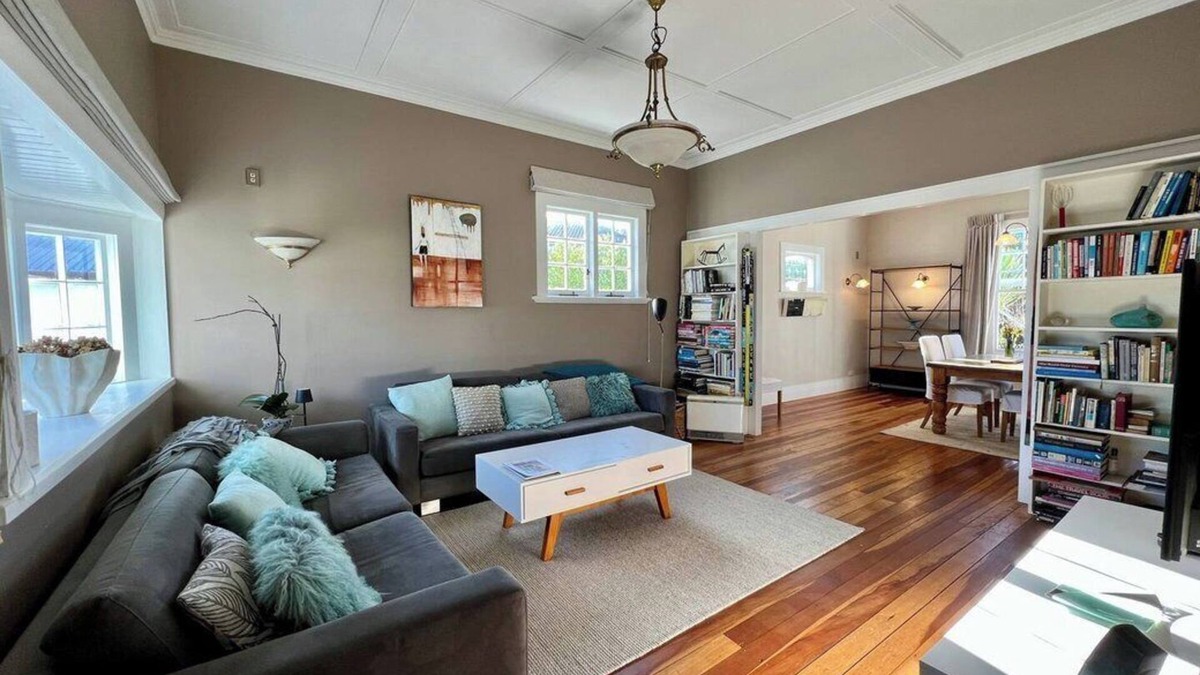 Devonport House | Perfectly spacious, modern living with a spa.