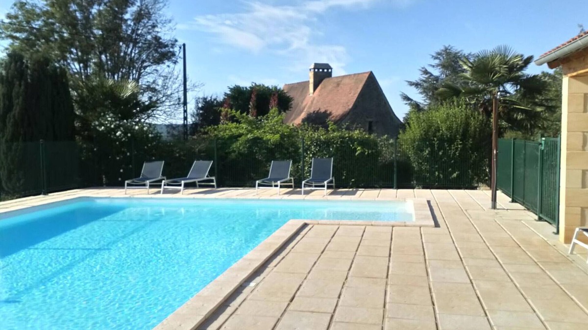 Daglan Cottage | Périgord house with pool, fireplace, Wifi, parking, pets allowed