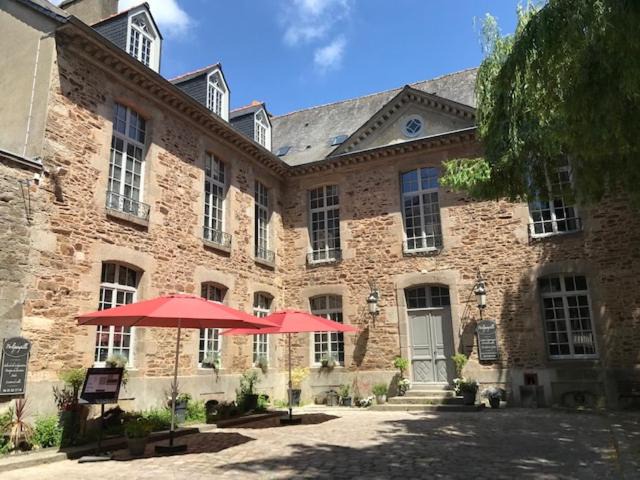 Dinan Apartment | Perlépampille