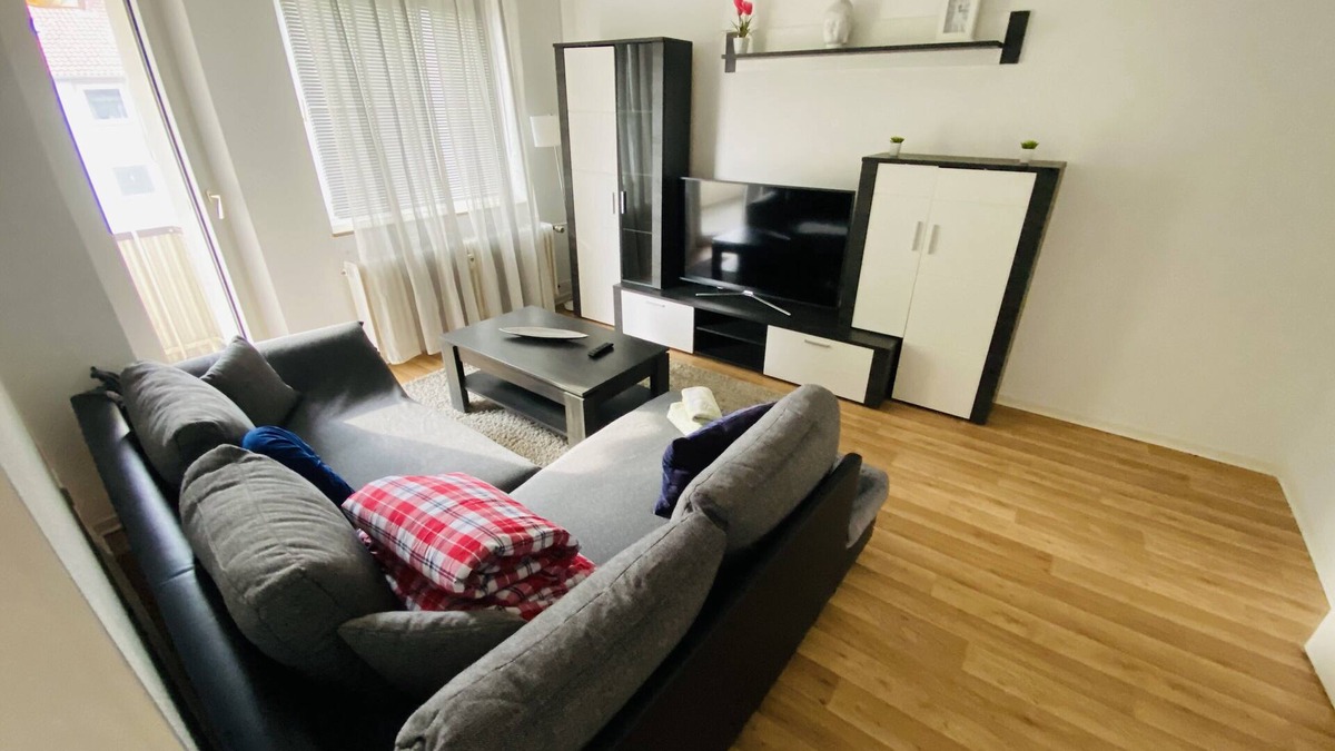 Bielefeld Apartment | Perle in Bielefeld + Eigner Parkplatz Inkl. Balkon