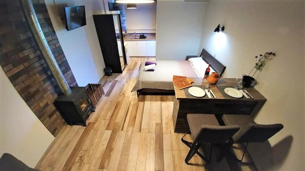 Askas House | Perneia Rooms