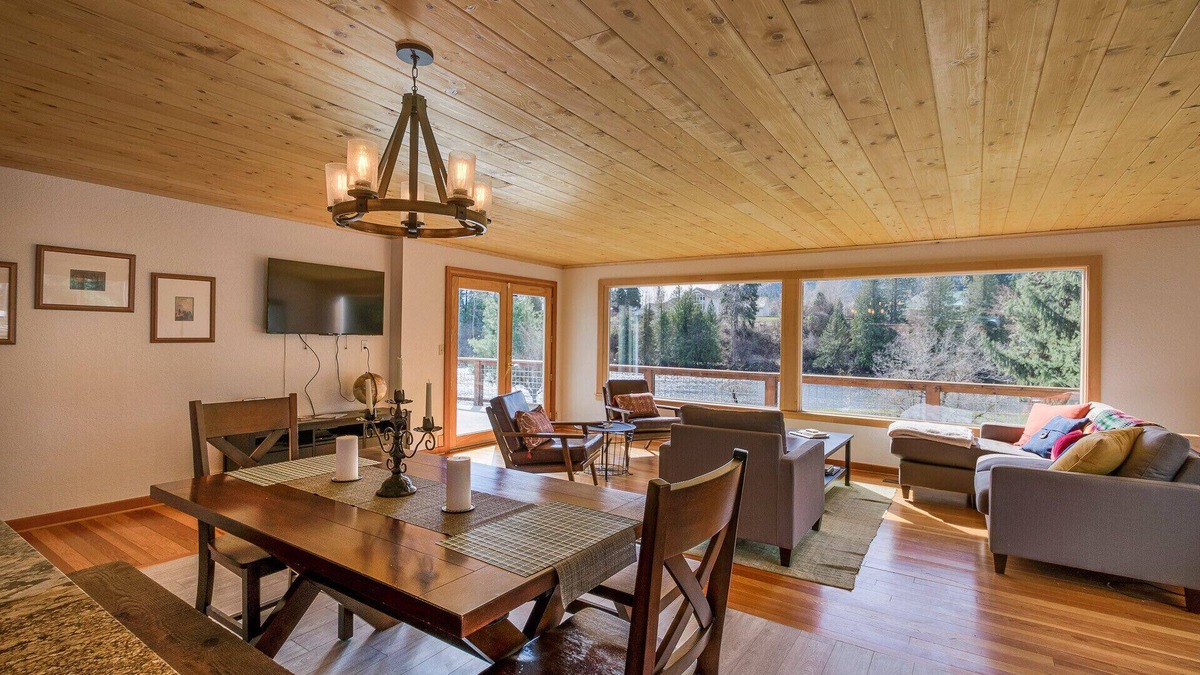 Peshastin House | Peshastin River Place-Riverfront near Leavenworth