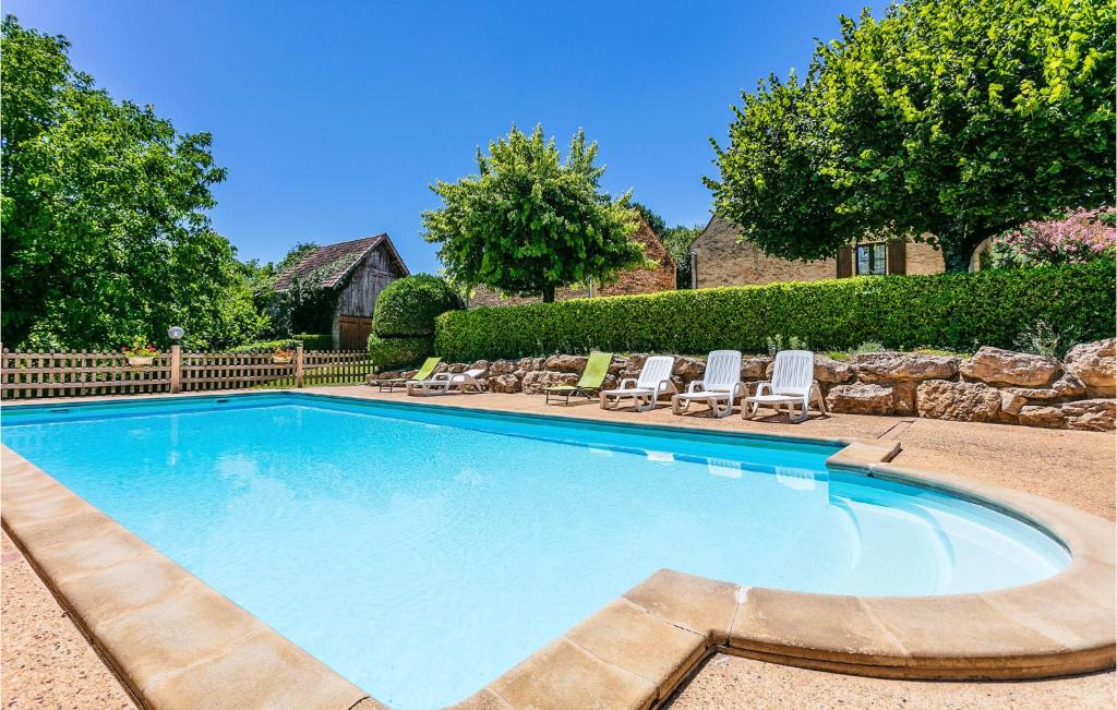 Saint-Crepin-et-Carlucet Apartment | Pet Friendly Apartment