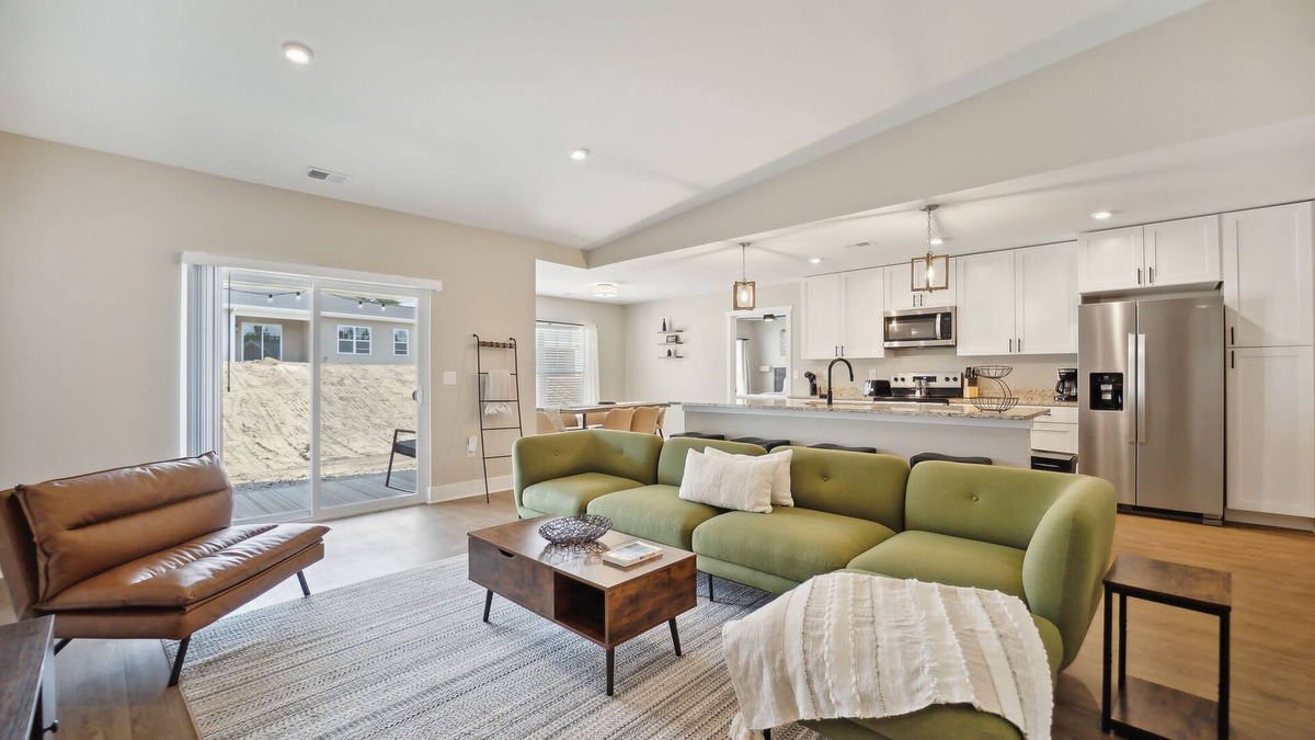 Williamsburg Condo | Pet-Friendly 3BR Condo Near Traverse City & Trails