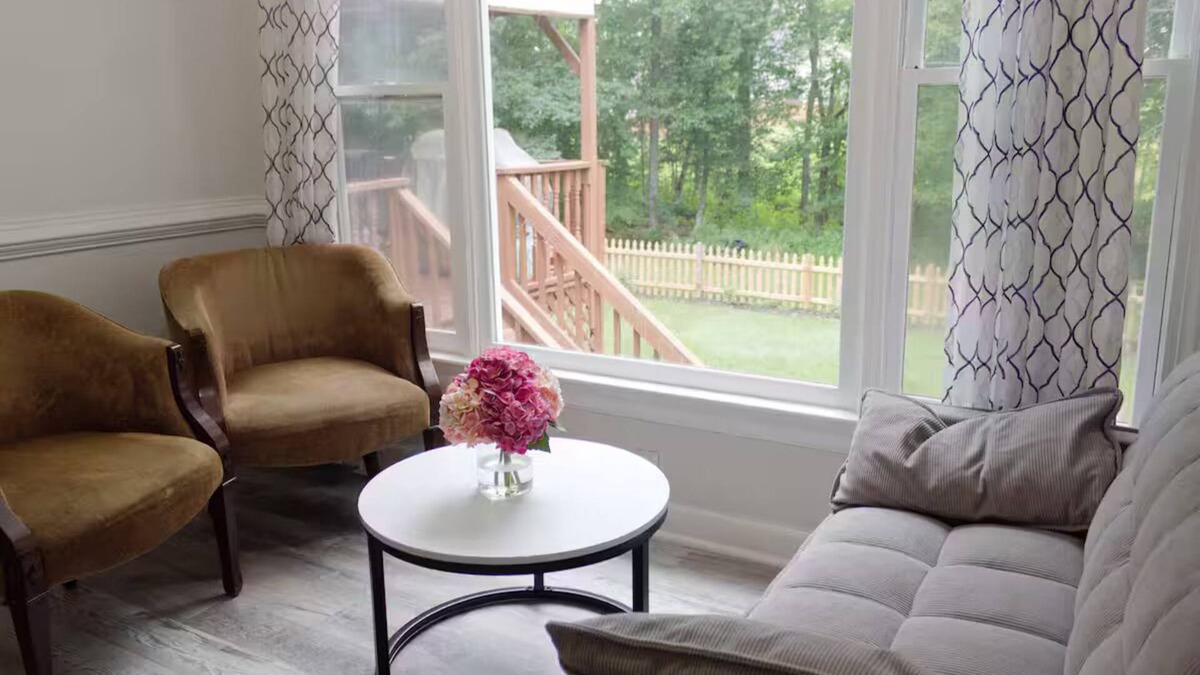 Short Pump House | Pet-Friendly 3BR Near Short Pump + Big Fenced Yard