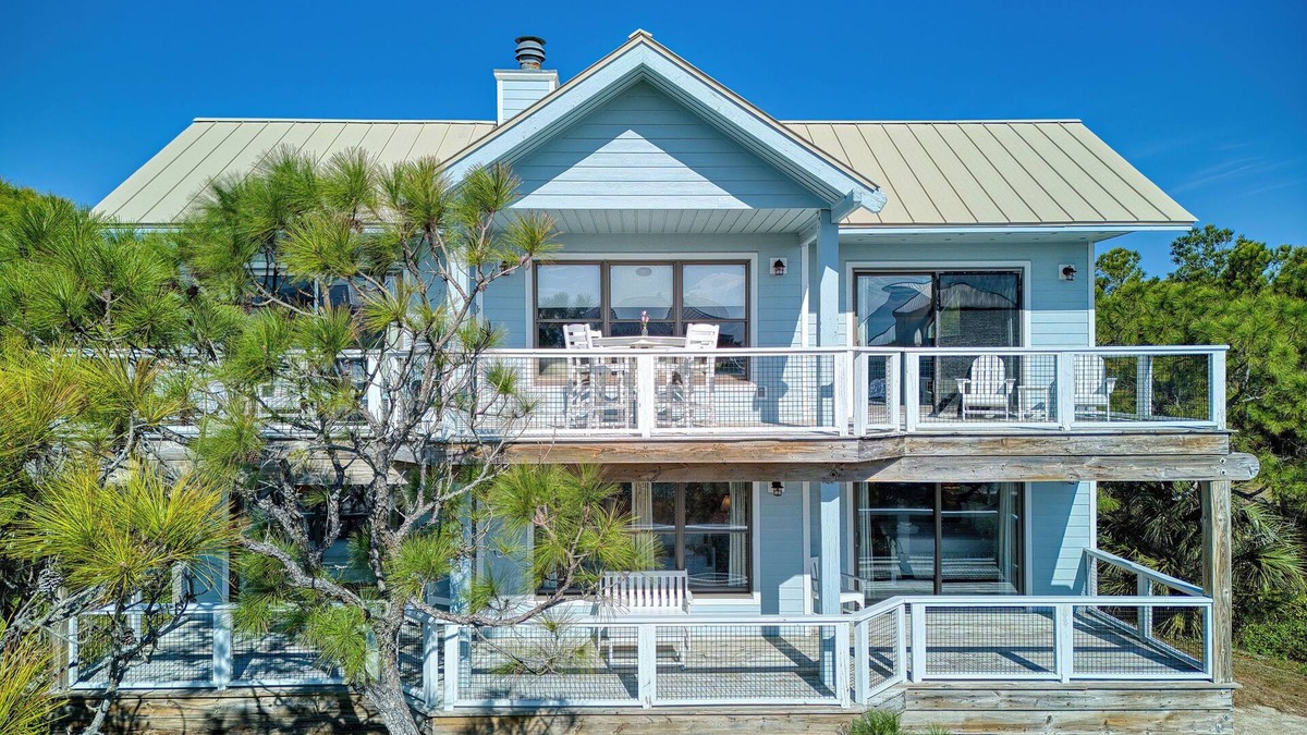 Plantation House | Pet Friendly, Across From Beach, Private Pool, Free Beach Gear!