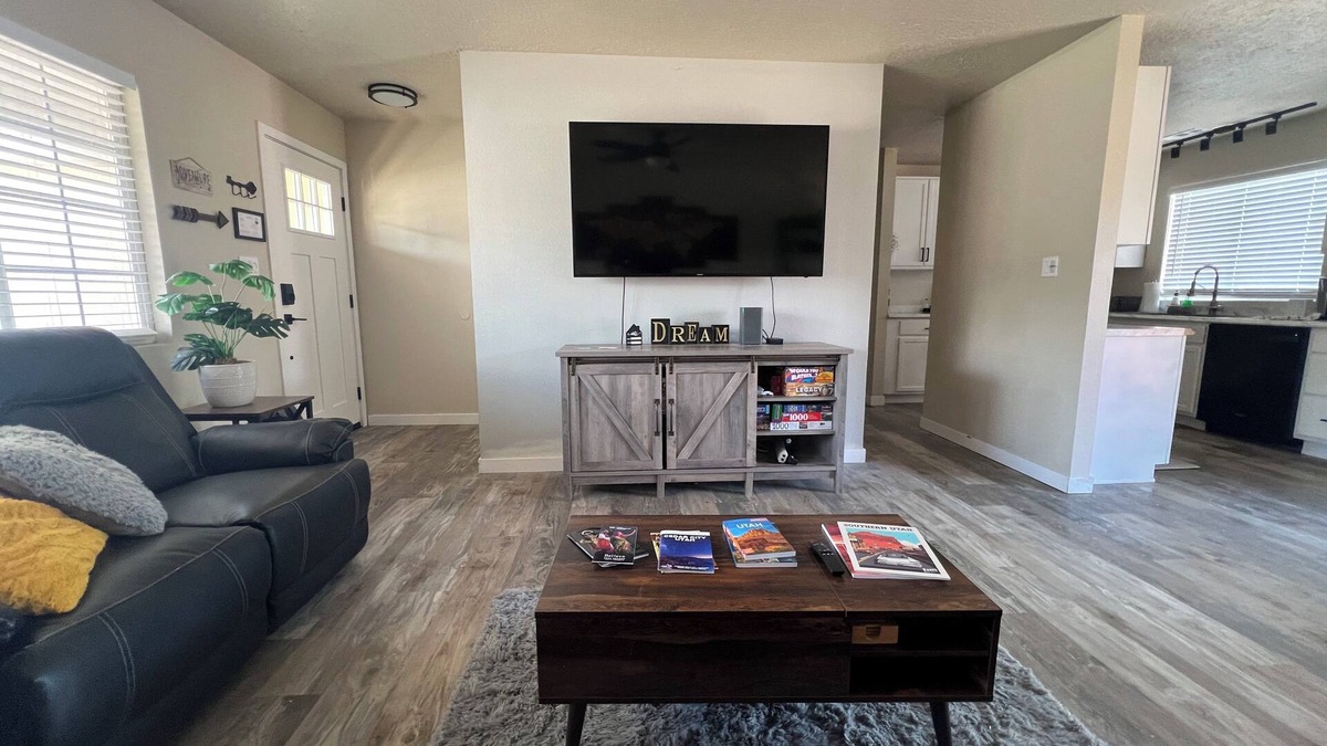 Cedar City House | Pet Friendly Adventure Home