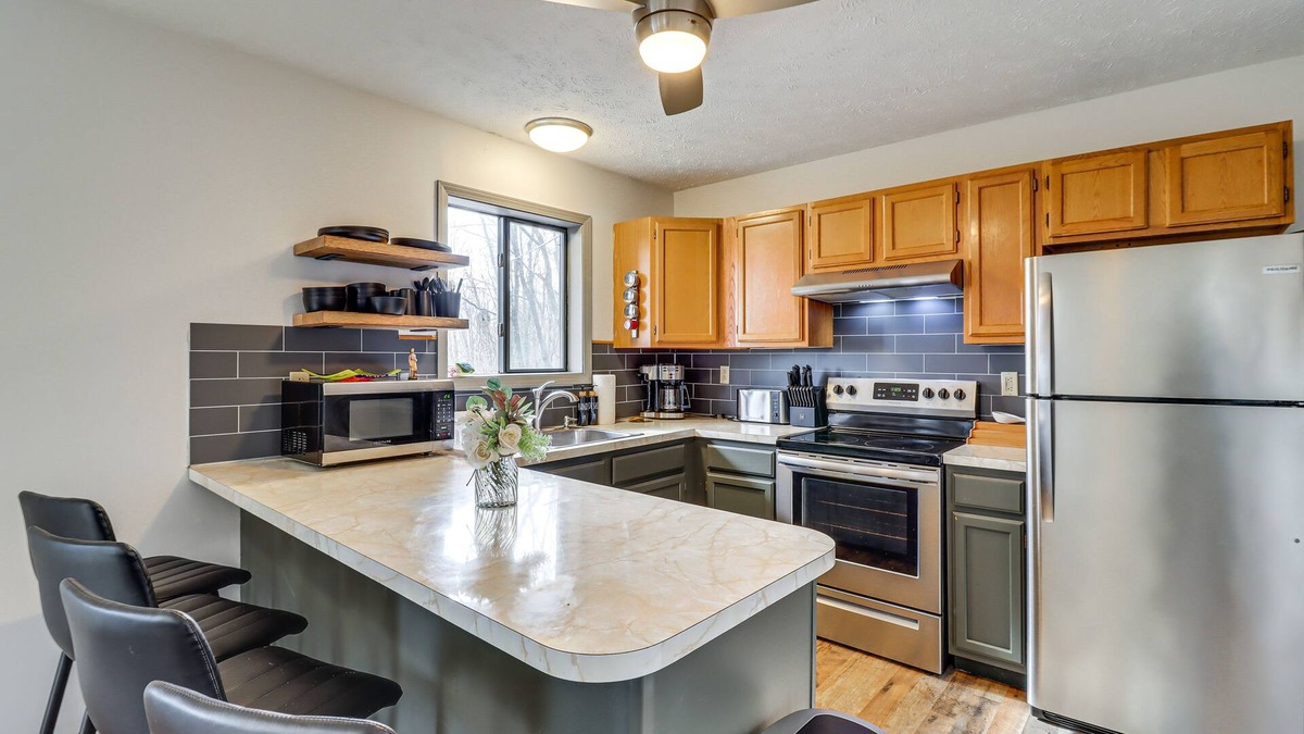 Mount Pocahontas House | Pet-Friendly Albrightsville Home w/Game Room!