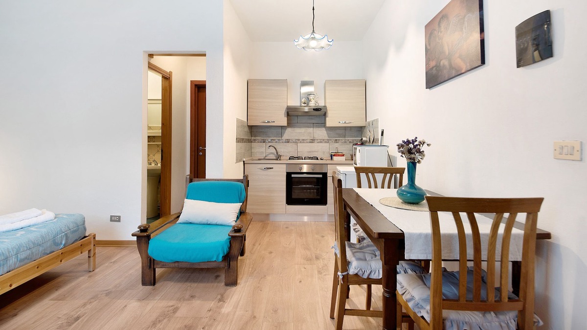 Borzonasca Apartment | Pet-Friendly Apartment with Mountain View, Shared Pool & Wi-Fi