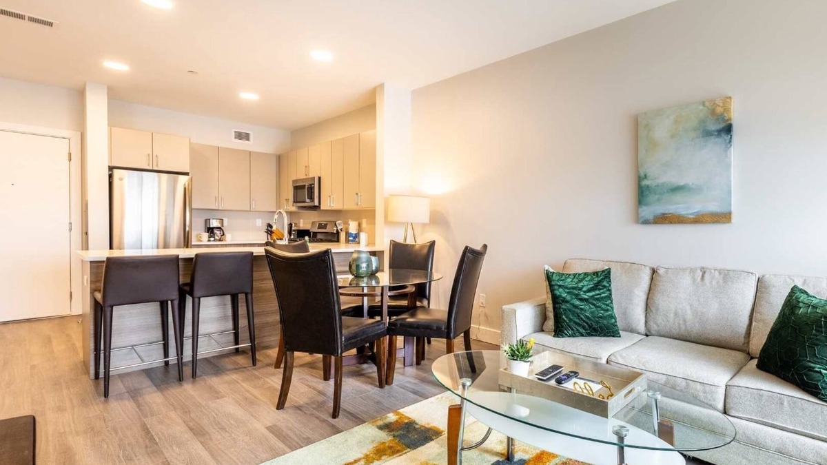 Fairfield Apartment | Pet Friendly Apartment Downtown
