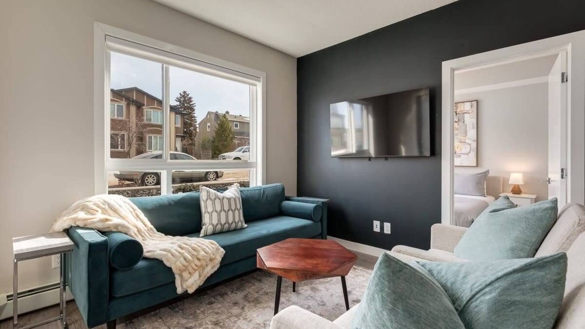 Southwest Calgary Apartment | Pet Friendly Apartment w/Free Underground Parking