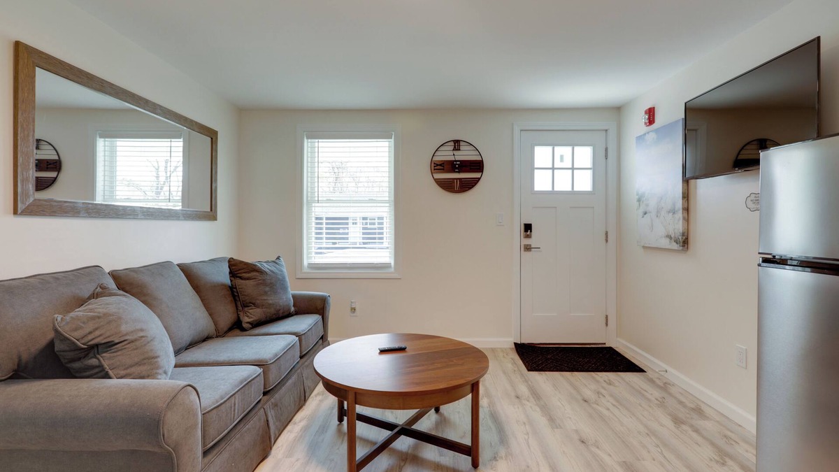 Wareham Apartment | Pet-Friendly Apt Near Onset Beach on Cape Cod!