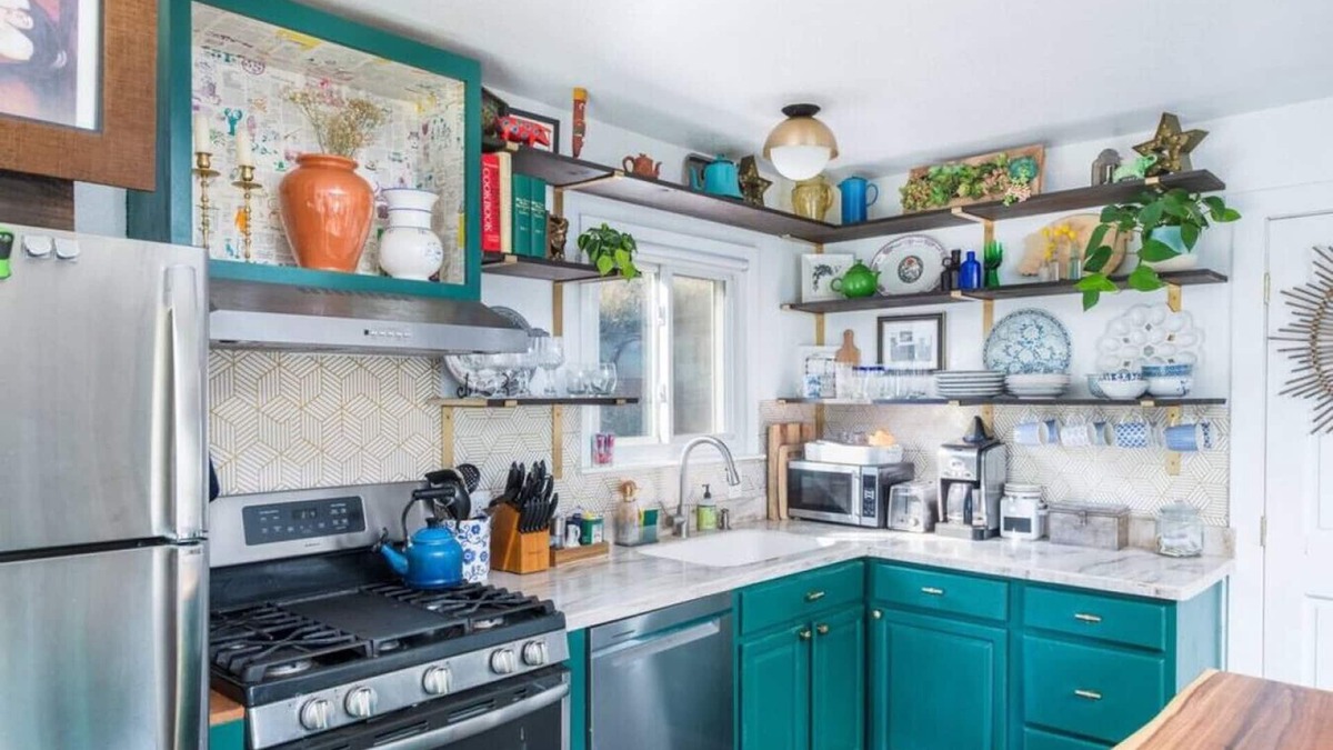Idledale Cabin | Pet Friendly Artsy Cabin Near Red Rocks Evergreen