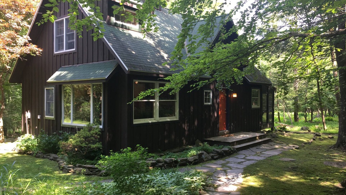 Woodstock House | Pet Friendly Cabin Doh-Ray up @ 1500 ft