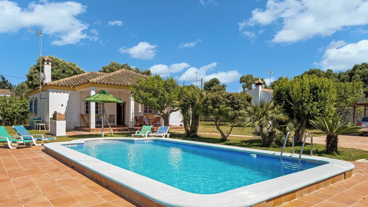 Zahora House | Pet-Friendly 'Casa Caramá' with Pool, Garden & Wi-Fi