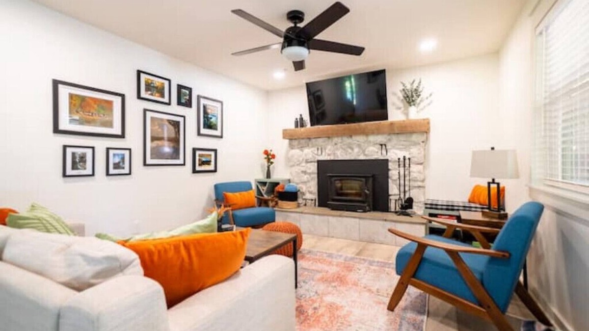 Marble Falls Ski Chalet | Pet-Friendly Chalet-Scenic Newton County, Harrison, Buffalo Nat'l River