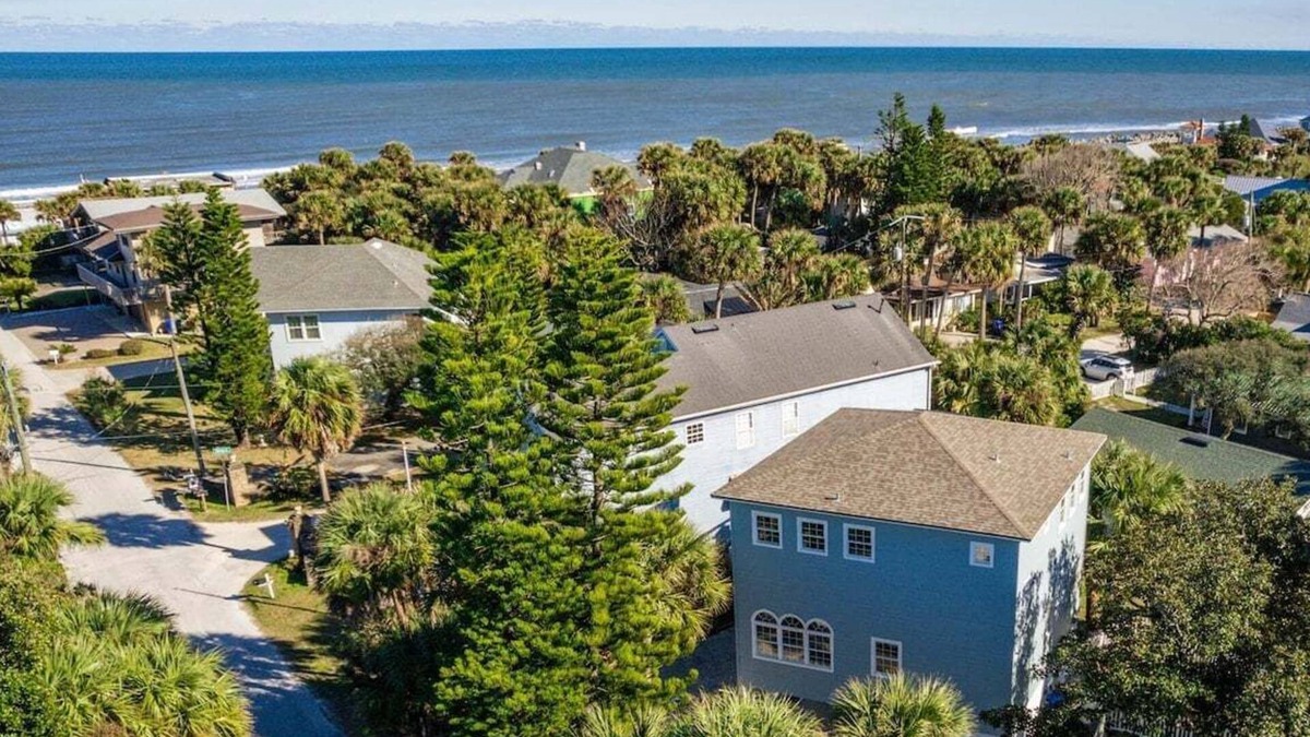 St. Augustine House | Pet-friendly coastal retreat, walking distance to 2 public beach access points!