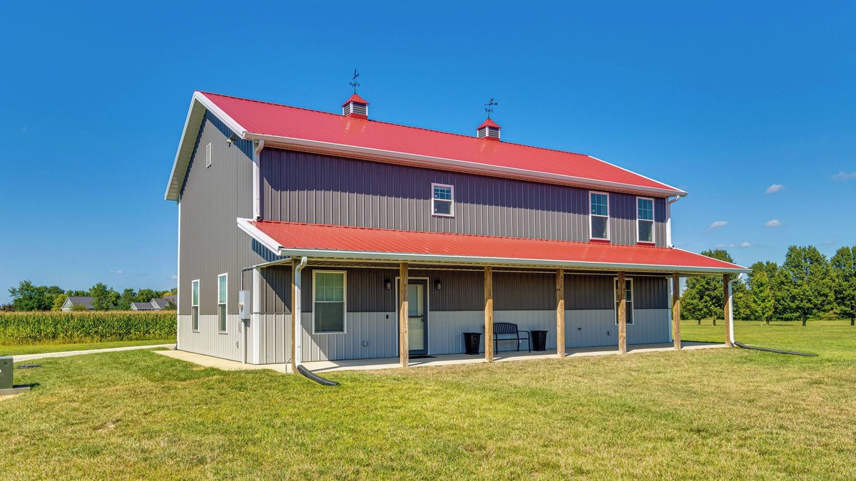 Greenwood House | Pet-Friendly Countryside Retreat in Whiteland!