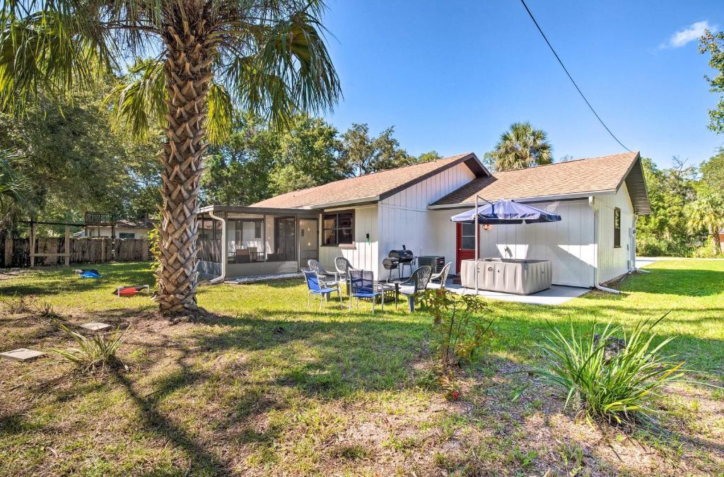 Crystal River House | Pet-Friendly Crystal River Home with Hot Tub!