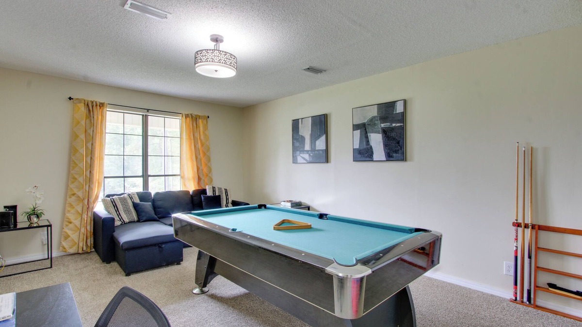 Daleville House | Pet-Friendly Daleville Home: 3 Mi to Fort Novosel!
