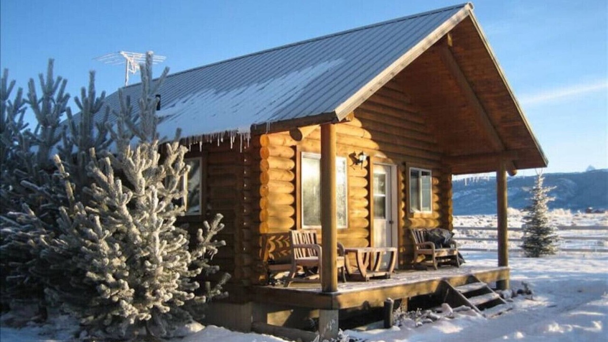 Driggs Cabin | Pet Friendly Darby Cabin