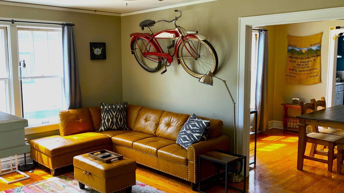 Ironton House | Pet-Friendly Downtown Ironton minutes away Elephant Rocks, Johnson Shut-ins
