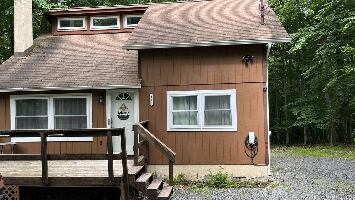 Thornhurst Ski Chalet | Pet Friendly, EV charging