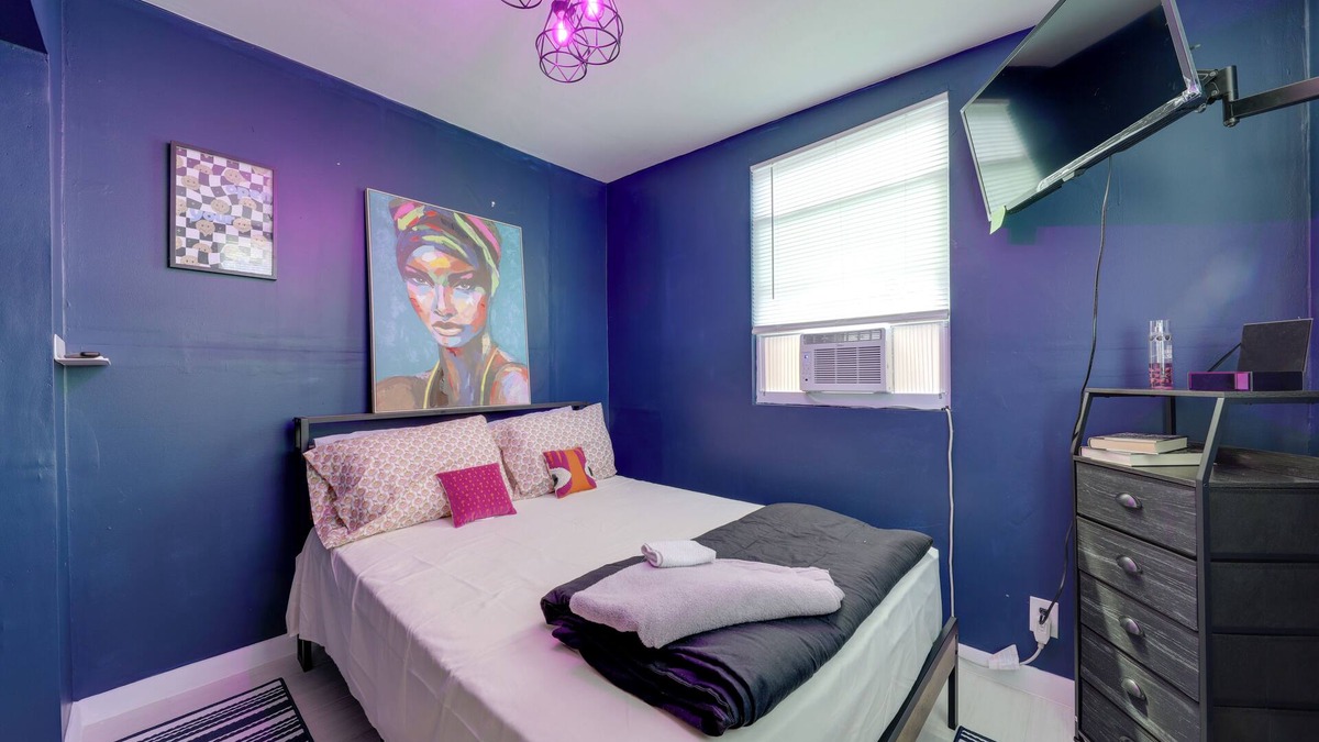 North Lauderdale House | Pet-Friendly Fort Lauderdale Home: 8 Mi to Beach!