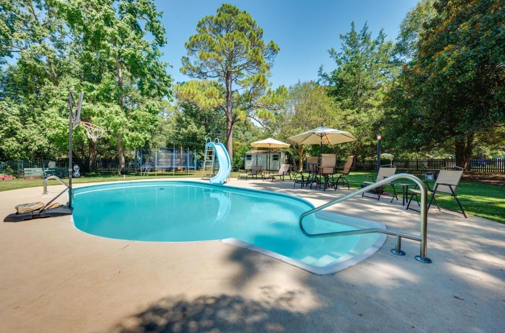 Fort Valley House | Pet-Friendly Fort Valley Home with Private Pool