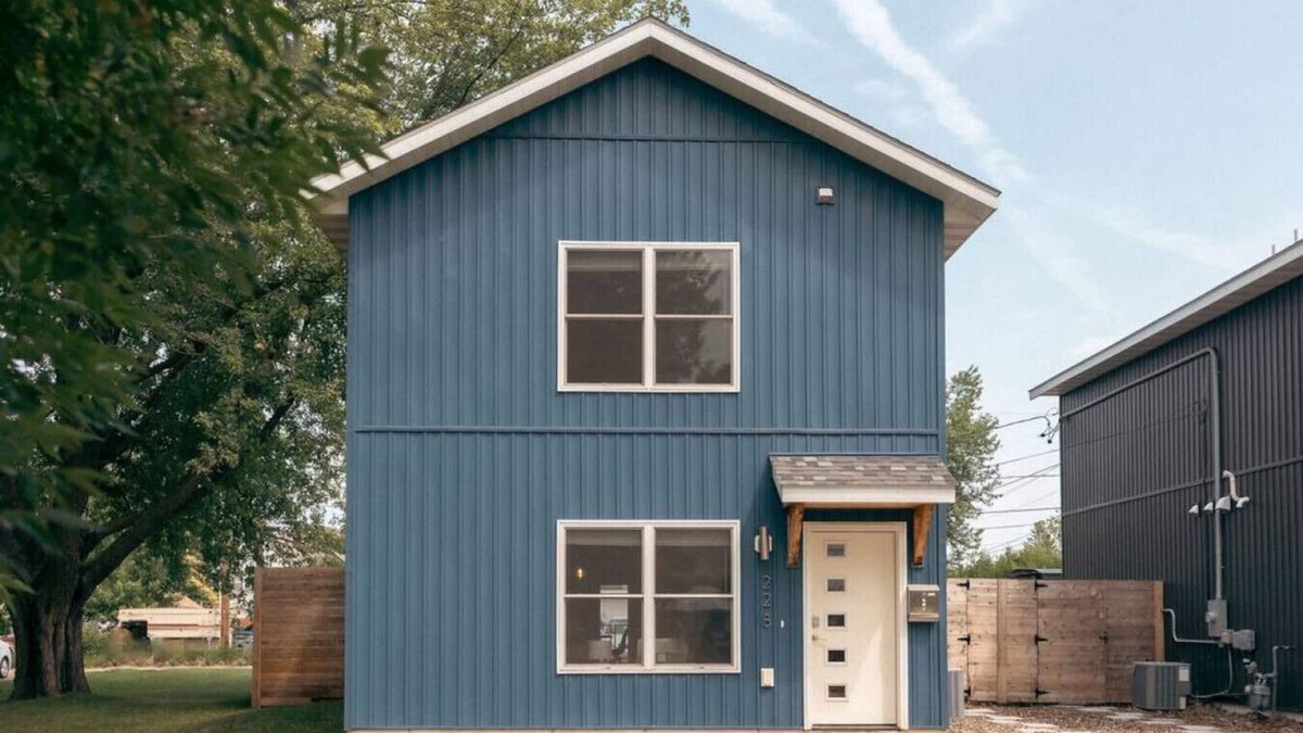 Duluth House | Pet Friendly, Fully Fenced Yard ☀️🌊🌾👙🐾