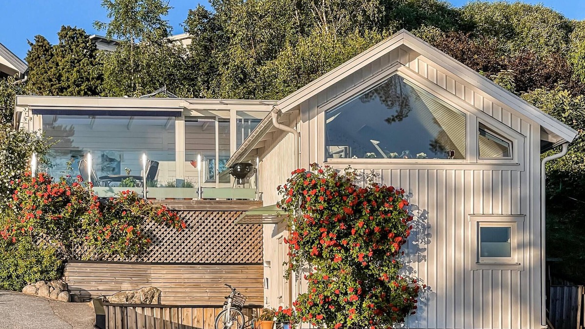 Alingsas House | Pet friendly home in Alingsås with WiFi